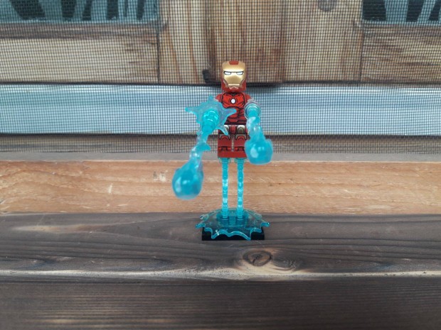 LEGO Marvel - Iron Man Mark 3 figura újszerű állapotban eladó