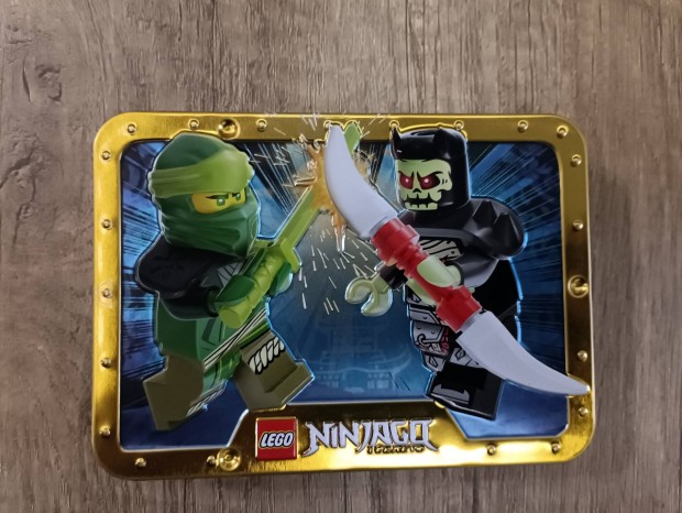 LEGO Ninjago Lloyd vs Csontharcos fmdobozos dupla figura