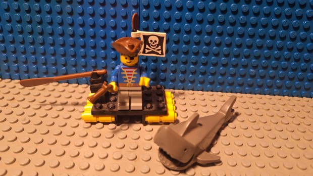 LEGO Pirates 6234 renegade raft