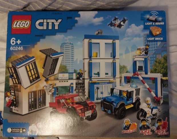 LEGO(R) City - Rendrkapitnysg (60246)