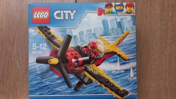 LEGO(R) City - Versenyreplgp (60144)