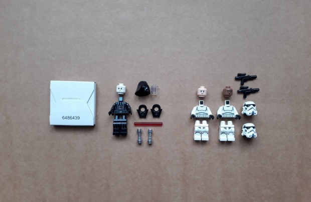 LEGO Star Wars 75387 - Darth Vader + 2 db Imperial Stormtrooper j