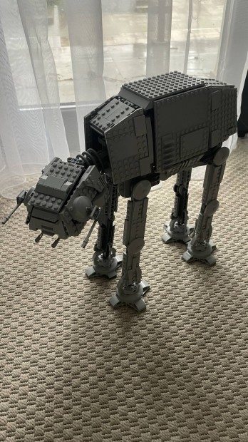 LEGO Star Wars AT-AT 75288 szett elad