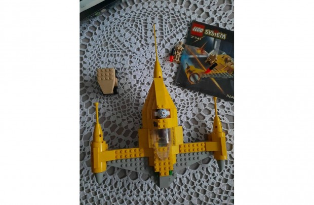 LEGO Star Wars Naboo Fighter 7141 elad