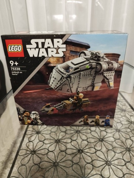 LEGO Star Wars Rajtats a Ferrix-en (75338)