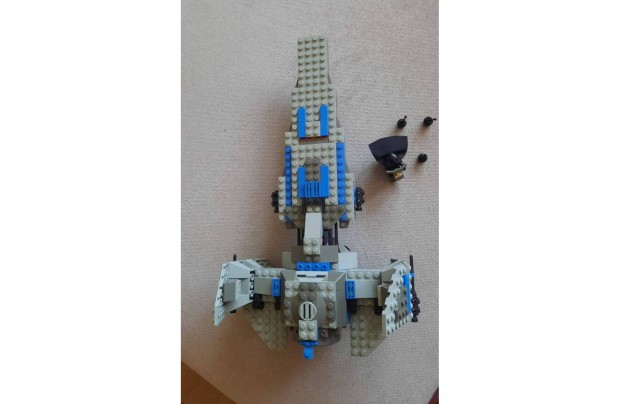 LEGO Star Wars Sith Infiltrator 7151 elad