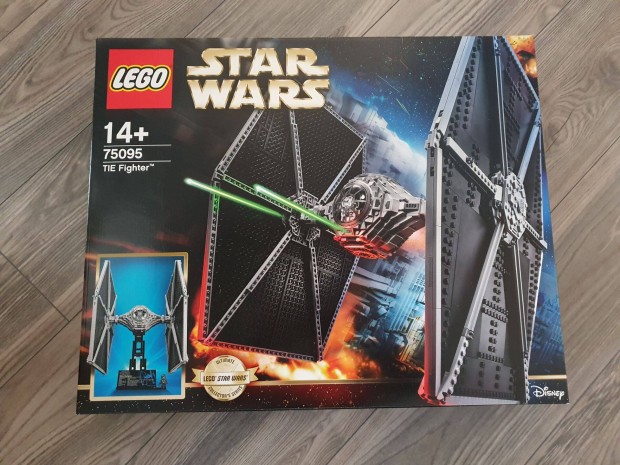 LEGO Star Wars TIE Fighter - UCS 75095 bontatlan eladó!