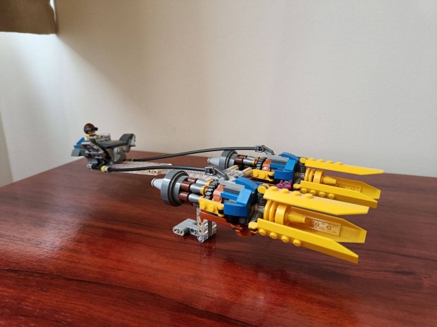 LEGO Star Wars - Anakin fogata 20. vforduls kiads (75258)