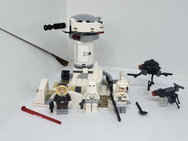 LEGO Star Wars - Hoth támadás (75138) katalógussal