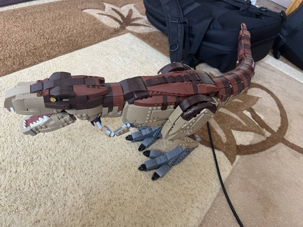 LEGO T Rex Rampage 75936