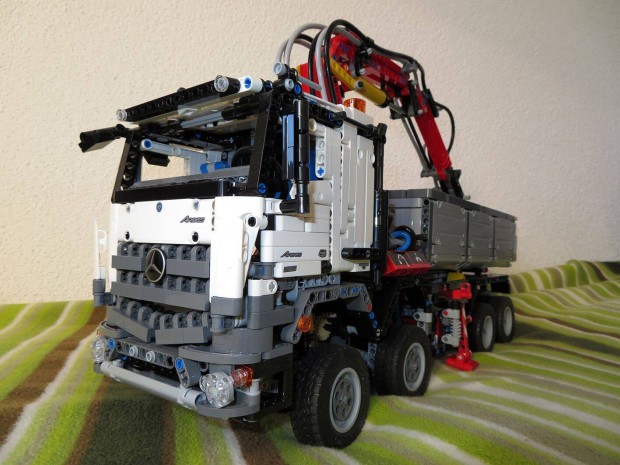 LEGO Technic 42043 Mercedes-Benz Arocs 3245