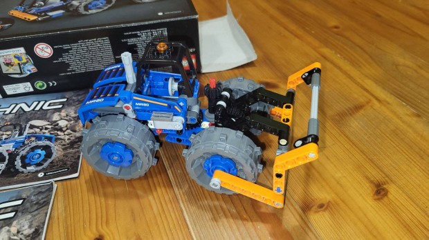 LEGO Technic 42071 Tmrt dzer