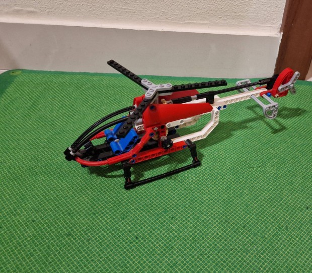 LEGO Technic 8046 helikopter