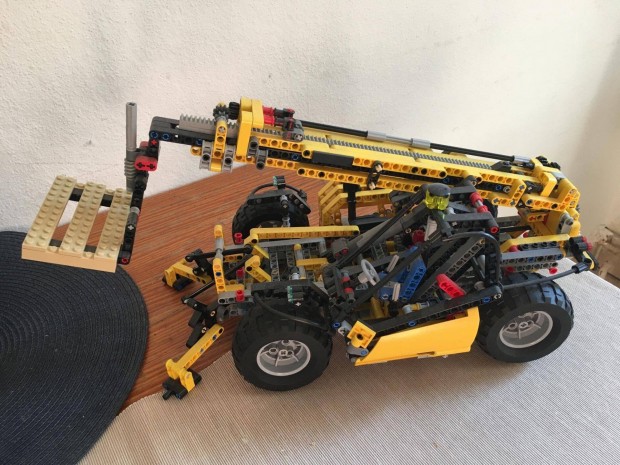 LEGO Technic 8295 teleszkpos rakod