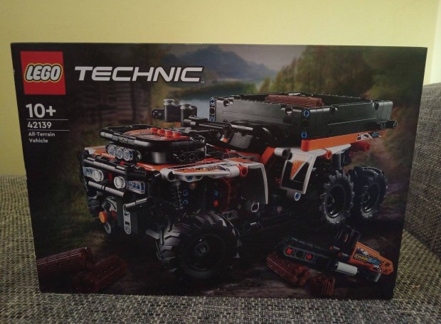 LEGO Technic Terepjr 42139 Bontatlan, Foxposttal