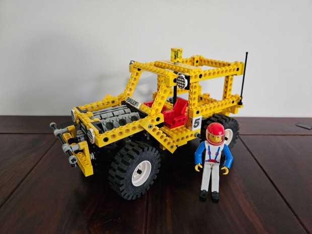 LEGO Technic - 8850 - Rally Support Truck