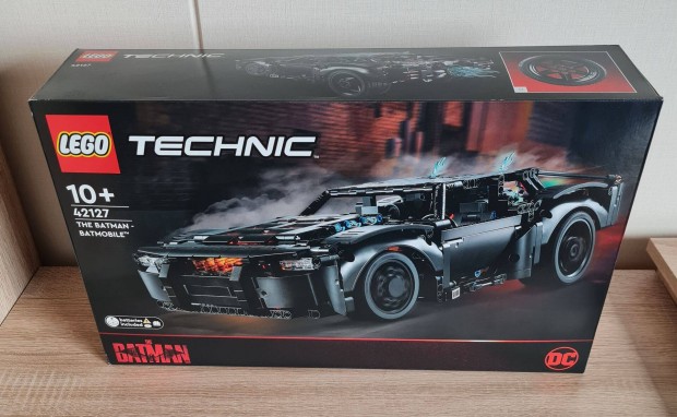 LEGO Technic - Batmobile (42127) bontatlan