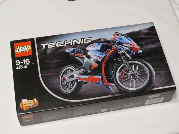 LEGO Technic - Street Motorcycle (42036)