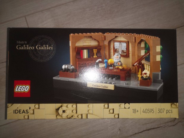LEGO Tisztelgs Galileo Galilei eltt (40595)