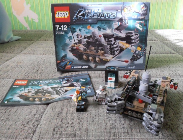 LEGO Ultra Agents Beszivrg nehz lnctalpas 70161