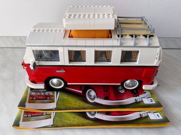 LEGO Volkswagen T1 Camper minibusz 10220