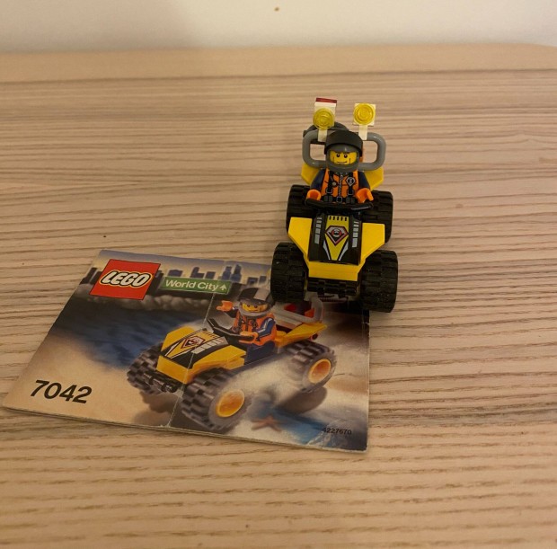 LEGO World City 7042 Dune Patrol