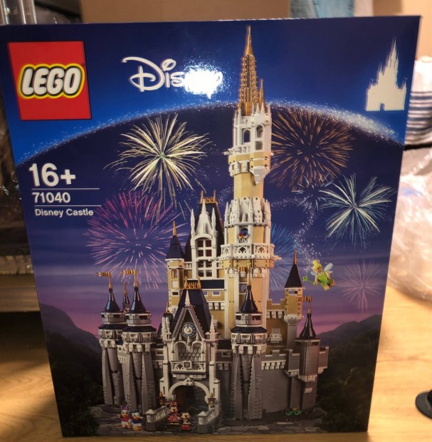 LEGO - 71040 Disney Castle Bontatlan j