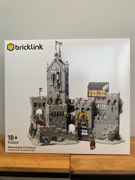 LEGO - Bricklink - Mountain Fortress (910029)