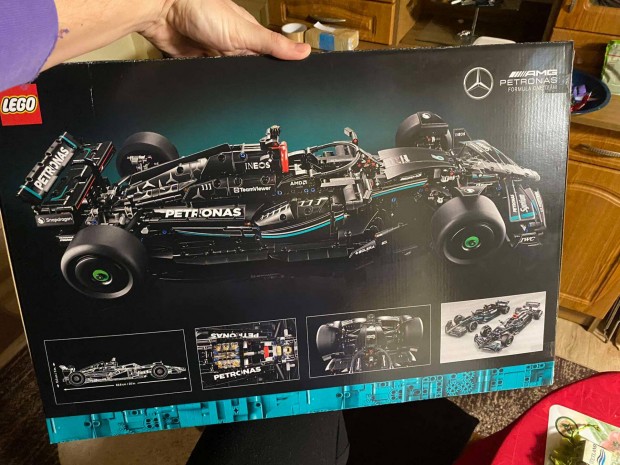 LEGO - Mercedes-AMG F1 W14 E Performance (42171) - j, bontatlan