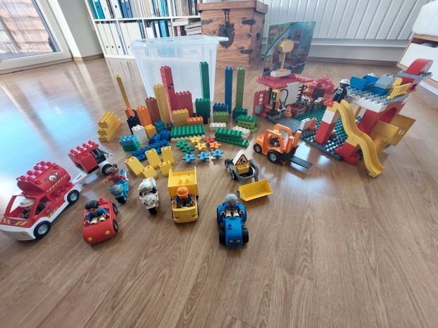 LEGO duplo tzoltlloms + benzinkt + farm + kockacsomag