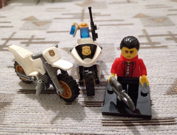 LEGO kompatibilis motor, minifigura postval elad!