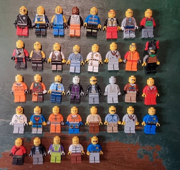 LEGO minifigura gyjtemny