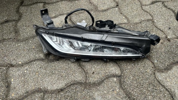 LEXUS JOBB K�DL�MPA 81210-48060 elad�