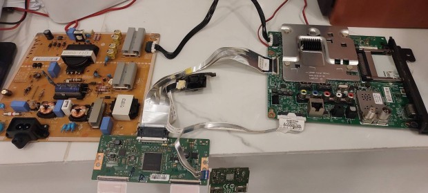 LG43UH610V(alkatresz)