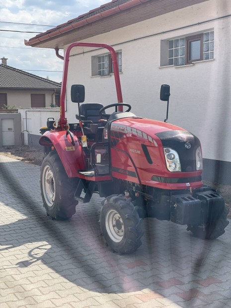 LGW DF 304 Traktor