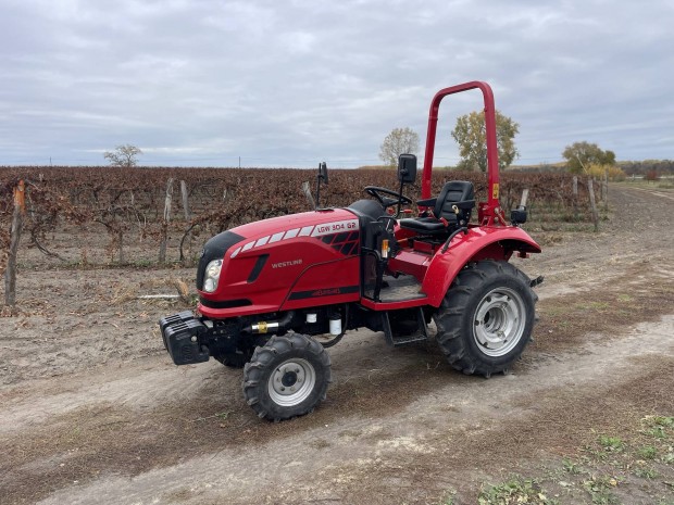 LGW Dongfeng 304 traktor