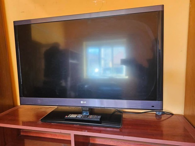 LG 107cm-es LCD okos Tv elad!