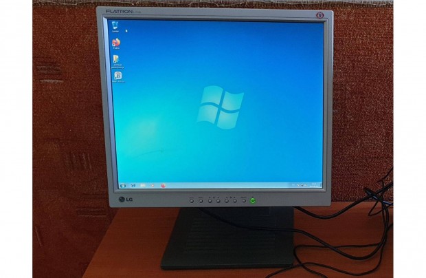 LG 17" LCD monitor Flatron L1710S
