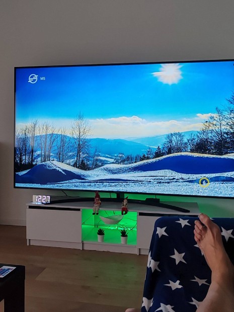 LG 217cm es 4K tv elad