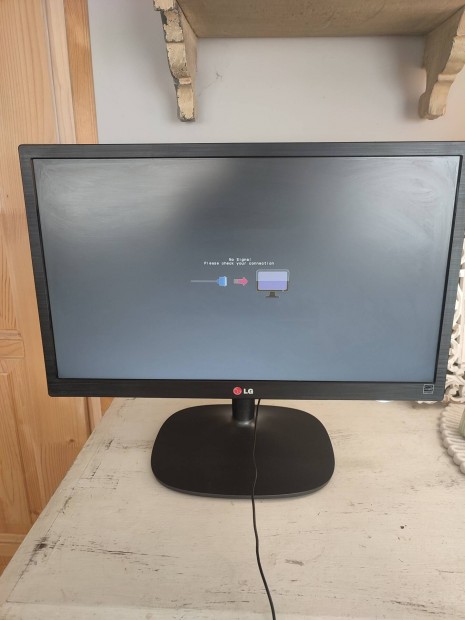 LG 22" monitor