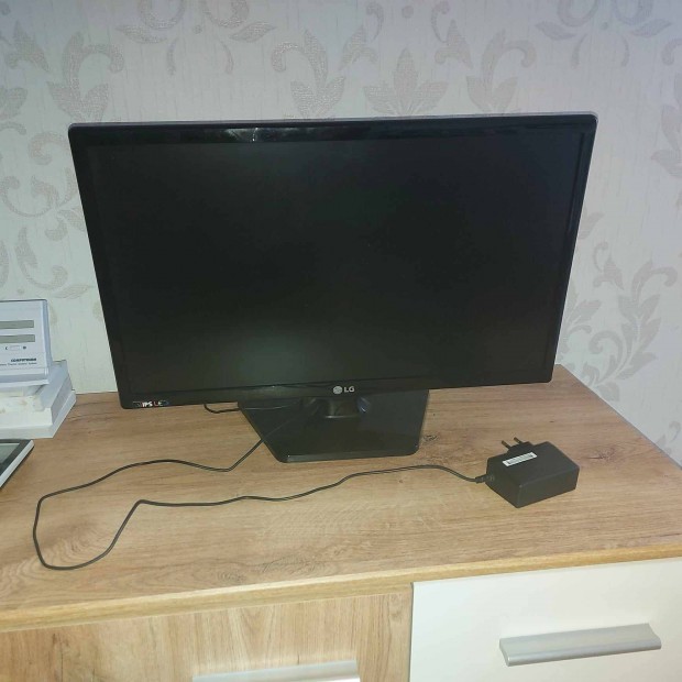 LG 22" monitor TV ron alul elad