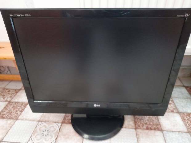 LG 22 col/56 cm TV/monitor j llapotban gyri tvirnytval