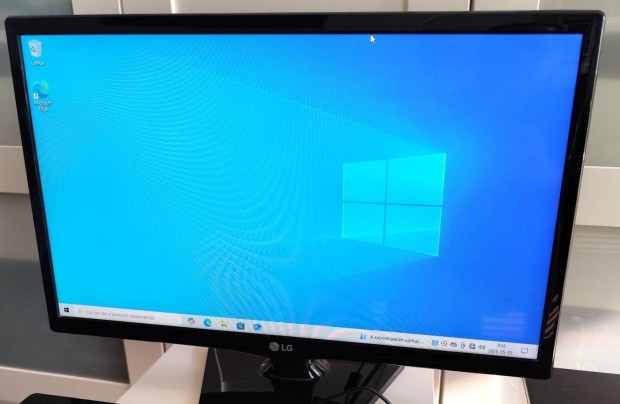 LG 24 coll HD monitor TV