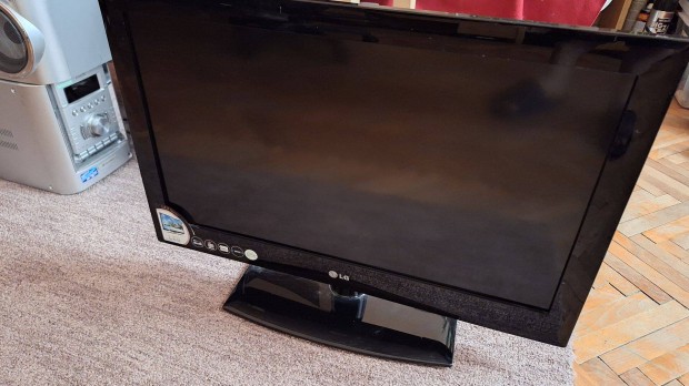 LG 26LE3300 tv hibs