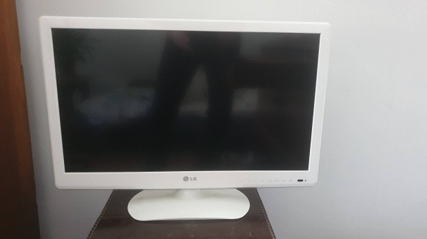 LG 26LS3590 26" Led LCD TV DVB-T/C Usbelad