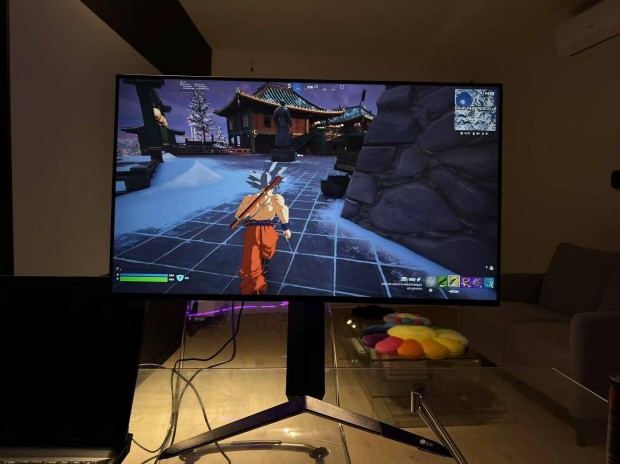 LG 27" 27GN950-B UHD 4K 144Hz Monitor