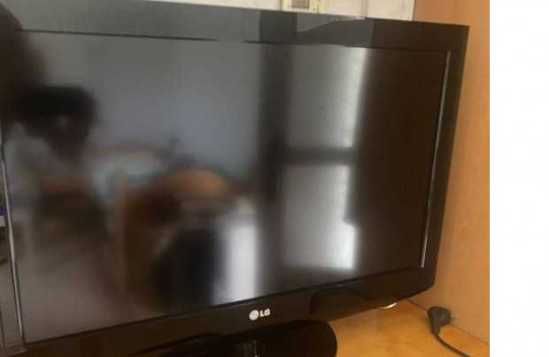 LG 32LD320 LCD tv 81 cm
