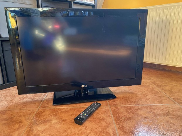 LG 32LD450 32'' skkpernys LCD TV