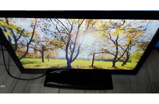 LG 32LE3300 81cm HD LED TV elad!