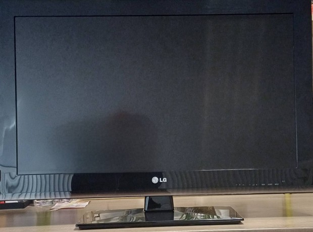 LG 32LK450 televzi